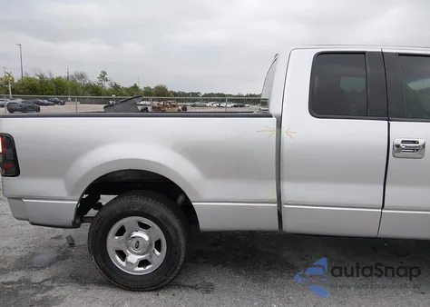 2004 Ford F-150 Lariat/Xl/Xlt z USA, uszkodzony, nr VIN 1FTPX125X4NA30429